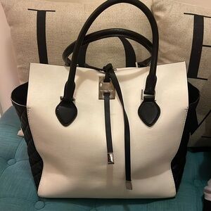 MICHAEL KORS LUXURY COLLECTION Large Quilted Miranda Tote Preowned MSRP $1295